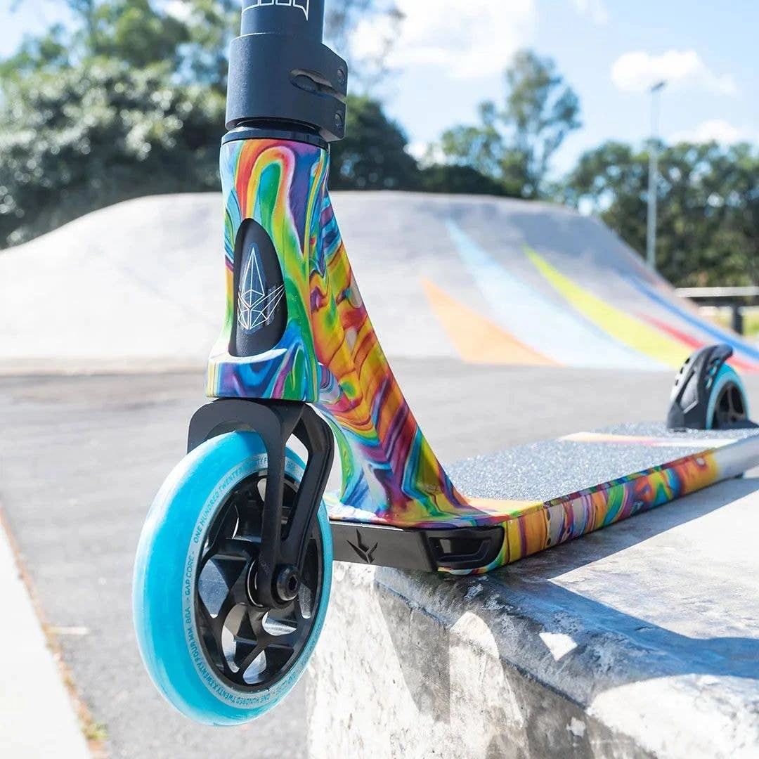 Blunt Envy Prodigy S9 Stunt Scooter - Swirl - Image 3
